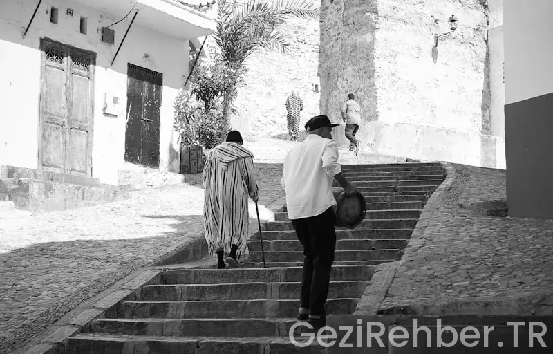 Heybeliada’da Gezilecek Yerler Heybeliada’da Gezilecek Yerler