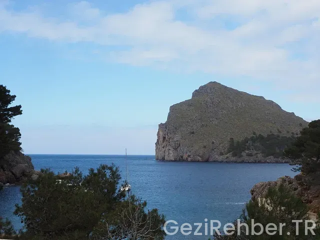 Hırvatistan uçakla kaç saat