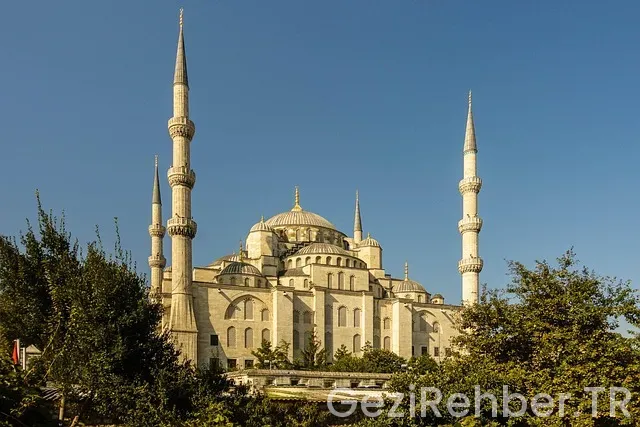İstanbul üsküp uçakla kaç saat