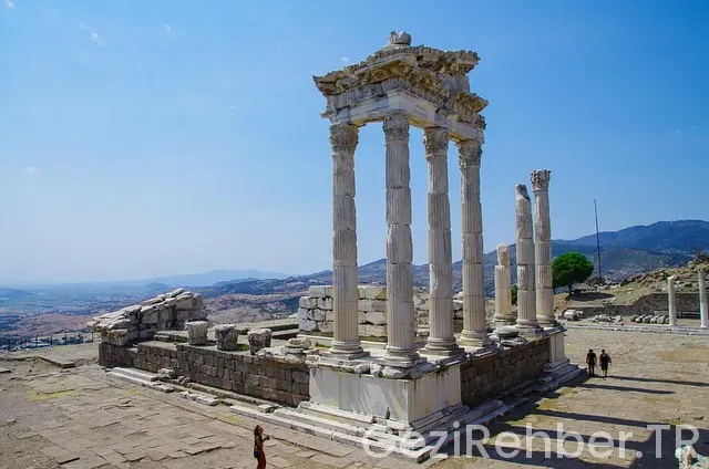 İzmir Ücretsiz Gezi Turları