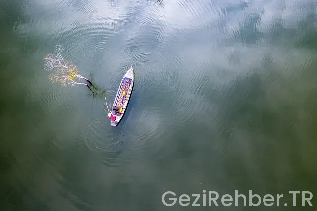 Karadağ da nerede kalınır