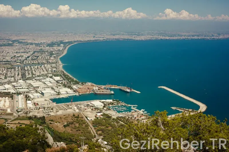 Kıbrıs'ı geziyorum