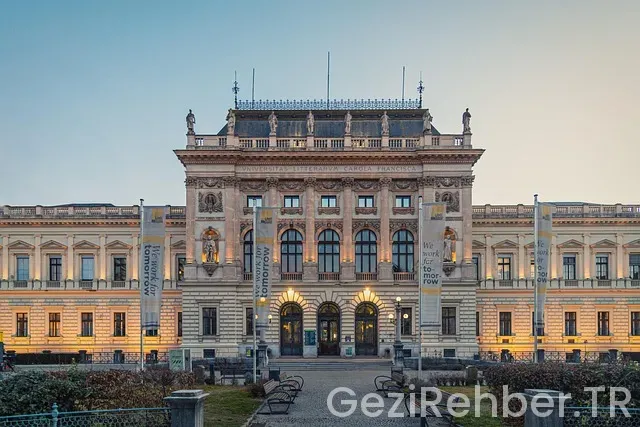 Marmara üniversitesi genç girişimciler ve gezi kulübü