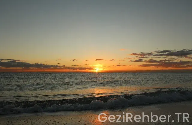 Miami uçakla kaç saat