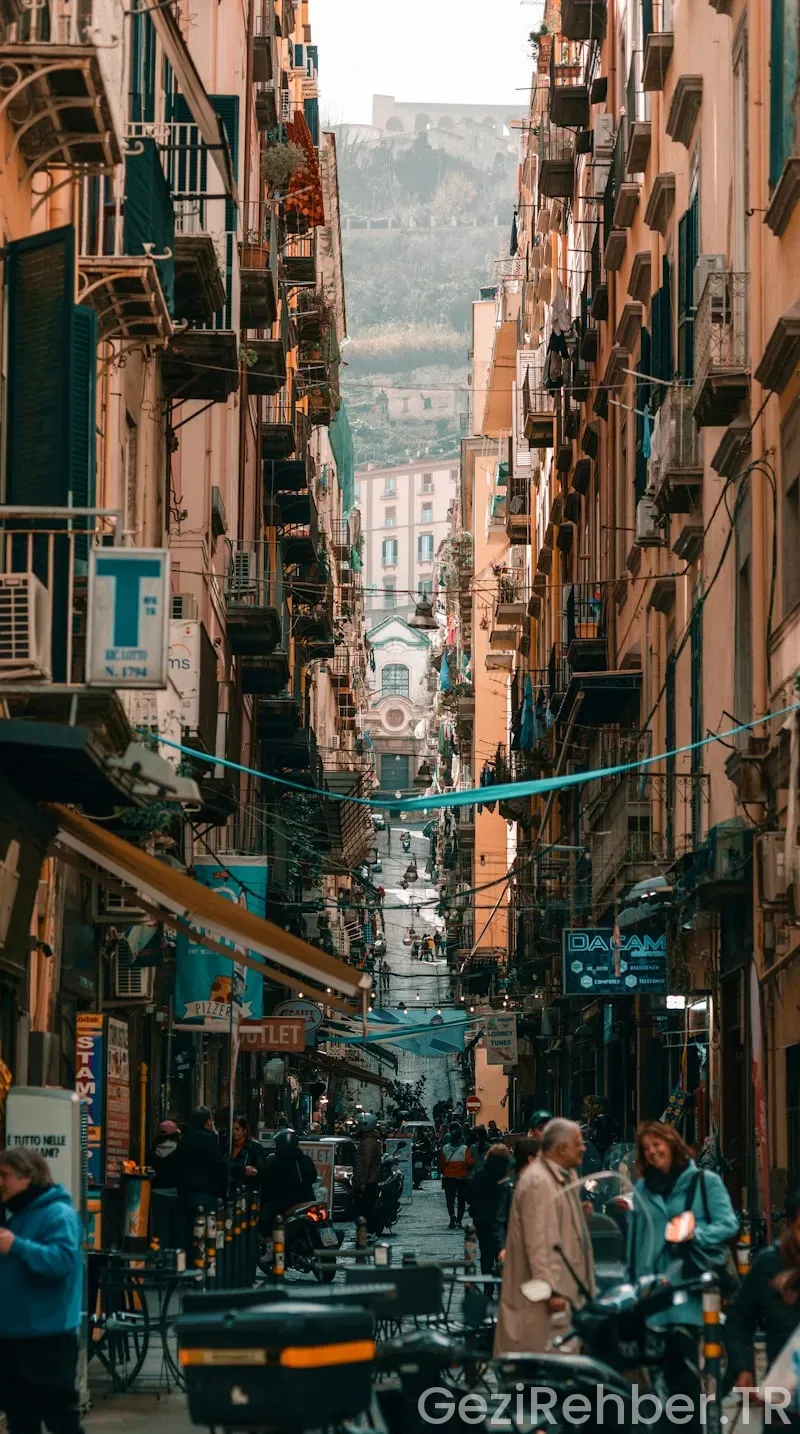 Napoli gezi rehberi
