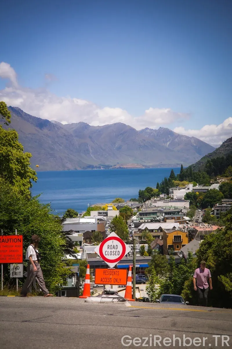 New zealand travel guide