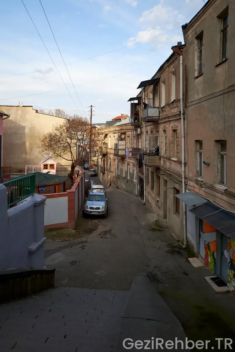 Romanya sokakları