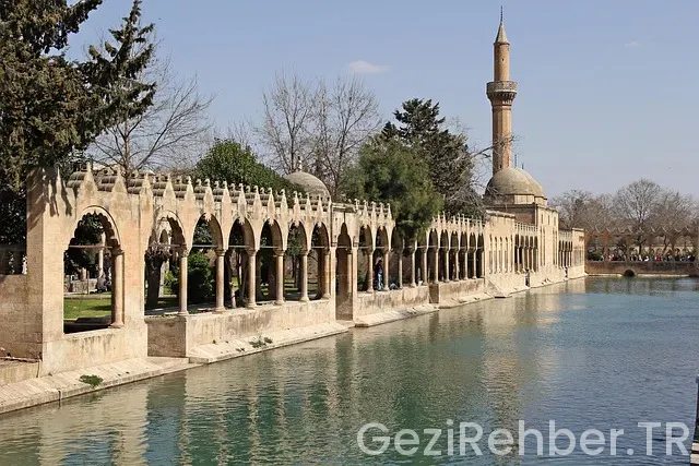 Şanlıurfa mekke arası uçakla kaç saat
