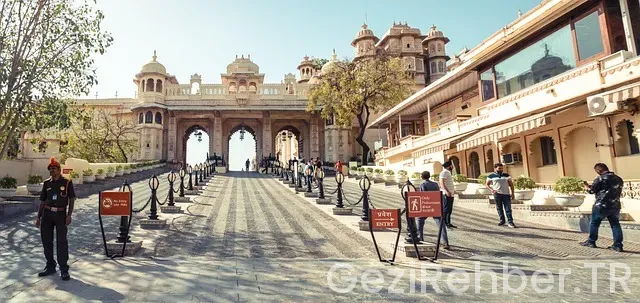 Saranda gezi rehberi