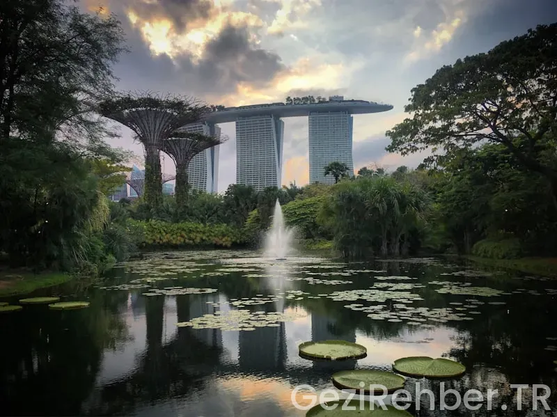 Singapore travel guide