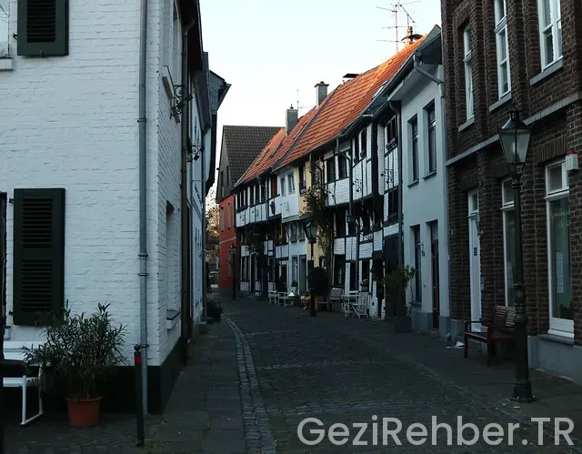 Thomas mann yol hikayeleri