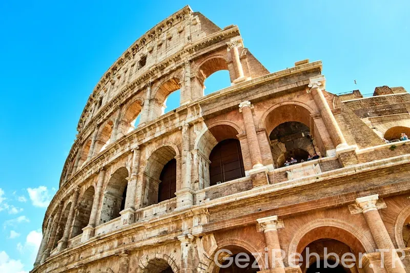 Travel guide for italy