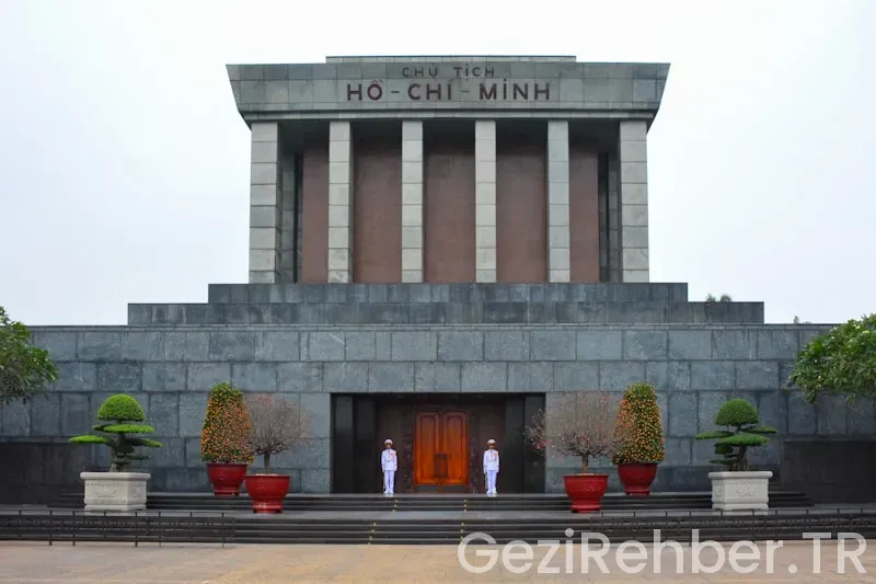 Travel guide ho chi minh