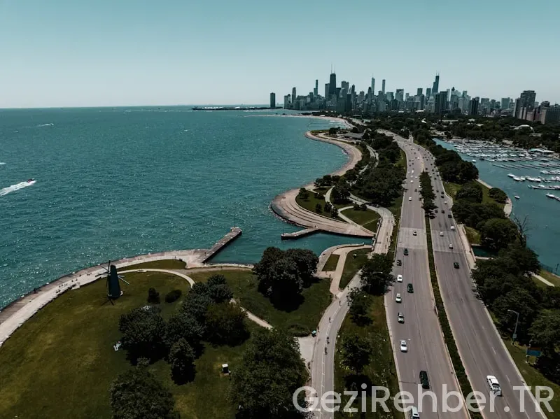 Travel guide illinois