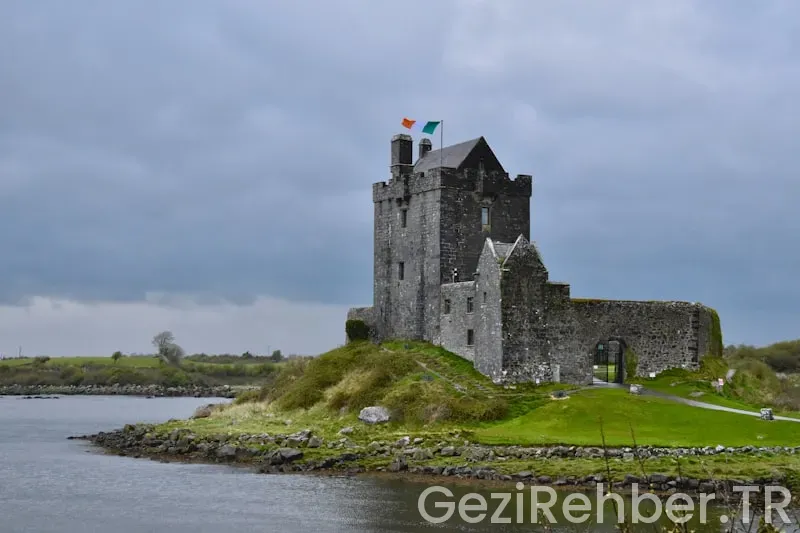 Travel guide ireland