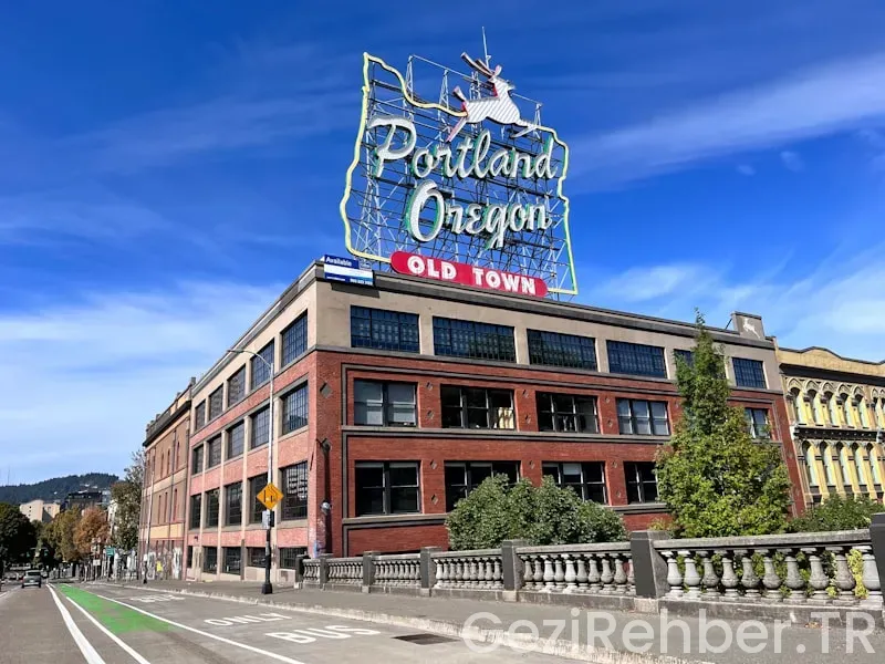 Travel guide portland maine