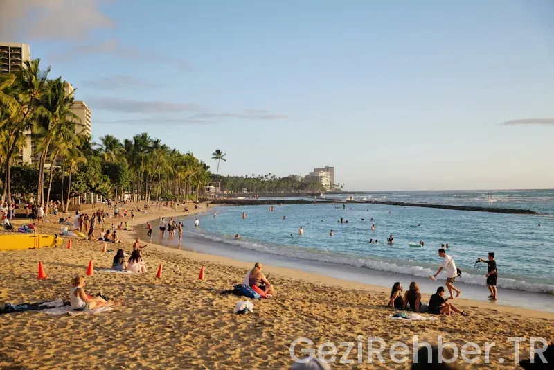 Travel guide to hawaii