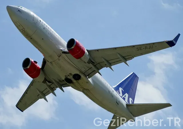 Türkiye çin uçakla kaç saat sürer