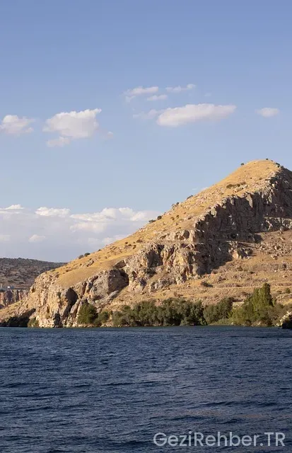 Urfa medine arası uçakla kaç saat