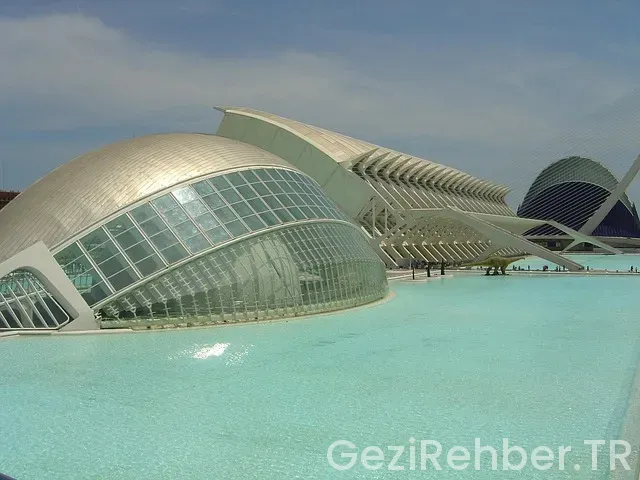 Valencia Gezi Rehberi