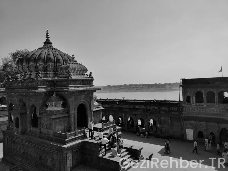 Varanasi travel guide