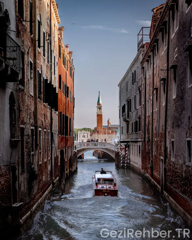 Venice travel guide