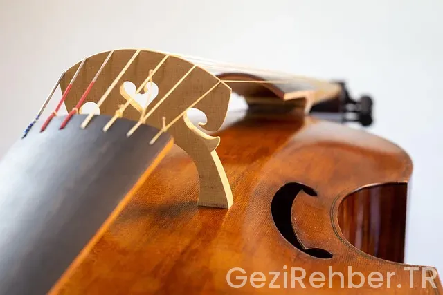 Yunan Adaların da Nerede Kalınır?