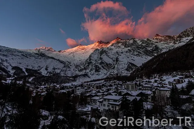 Yunanistan uçakla kaç saat sürüyor