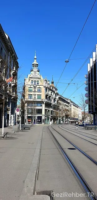 Zurich istanbul uçakla kaç saat